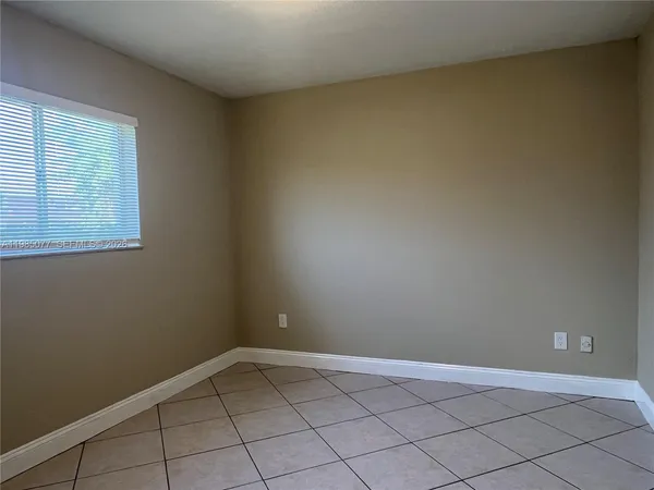 $2,200 | 6091 West 22nd Court, Unit 101, Hialeah, FL 33016