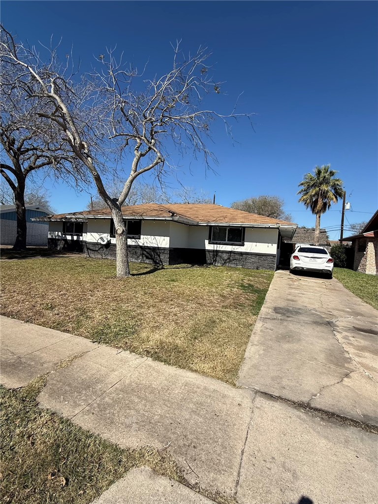 217 Pecos Drive Portland, TX 78374 - Photo 2 of 22