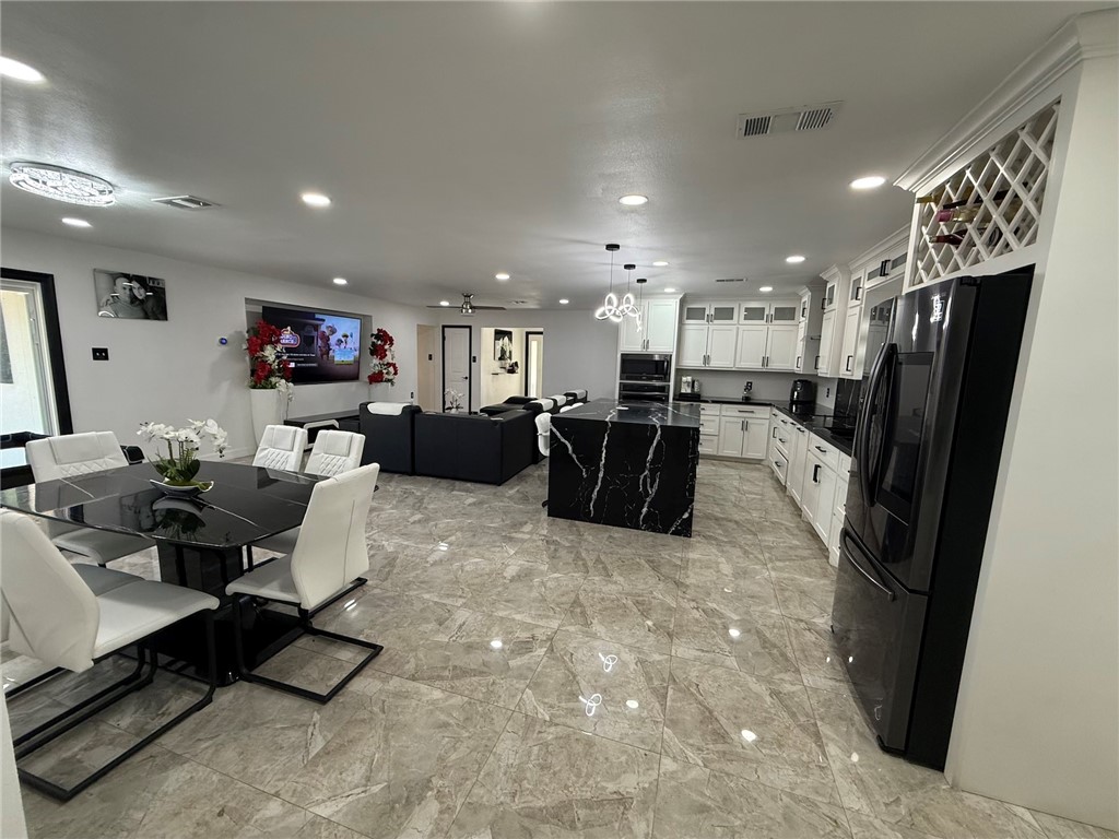 217 Pecos Drive Portland, TX 78374 - Photo 10 of 22