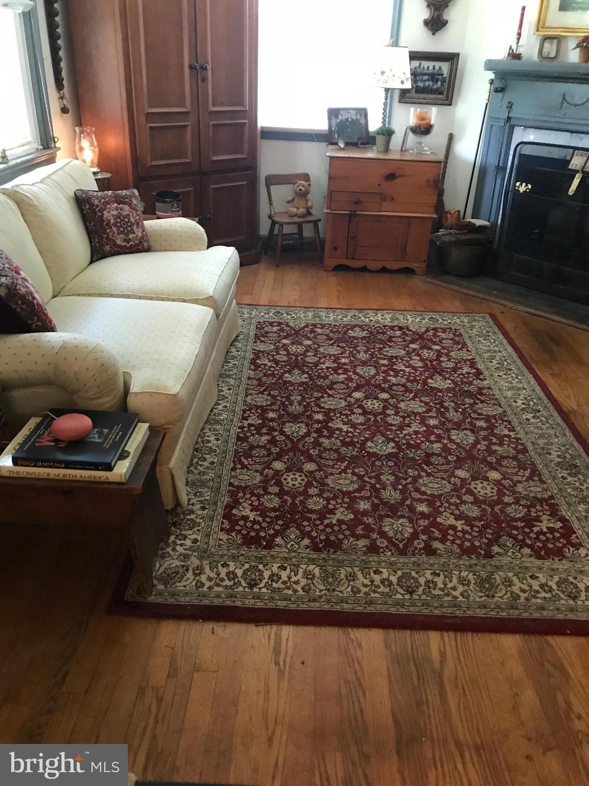 5006 Frye Road Upperco, MD 21155 - Photo 10 of 23 Living Room