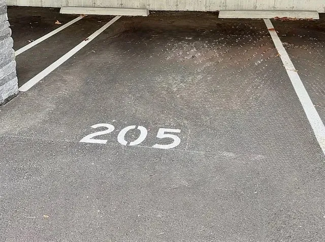 a view of a parking space