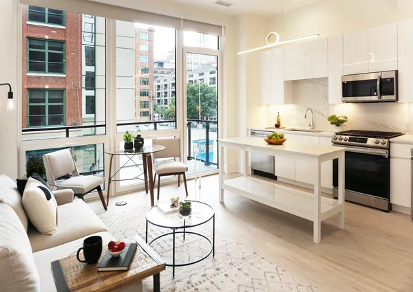 $2,995 | 812 West Adams Street, Unit 509, Chicago, IL 60607