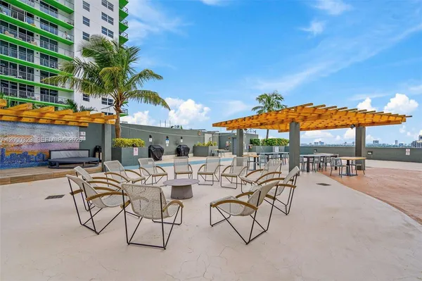 $2,600 | 1750 North Bayshore Drive, Unit 2311, Miami, FL 33132