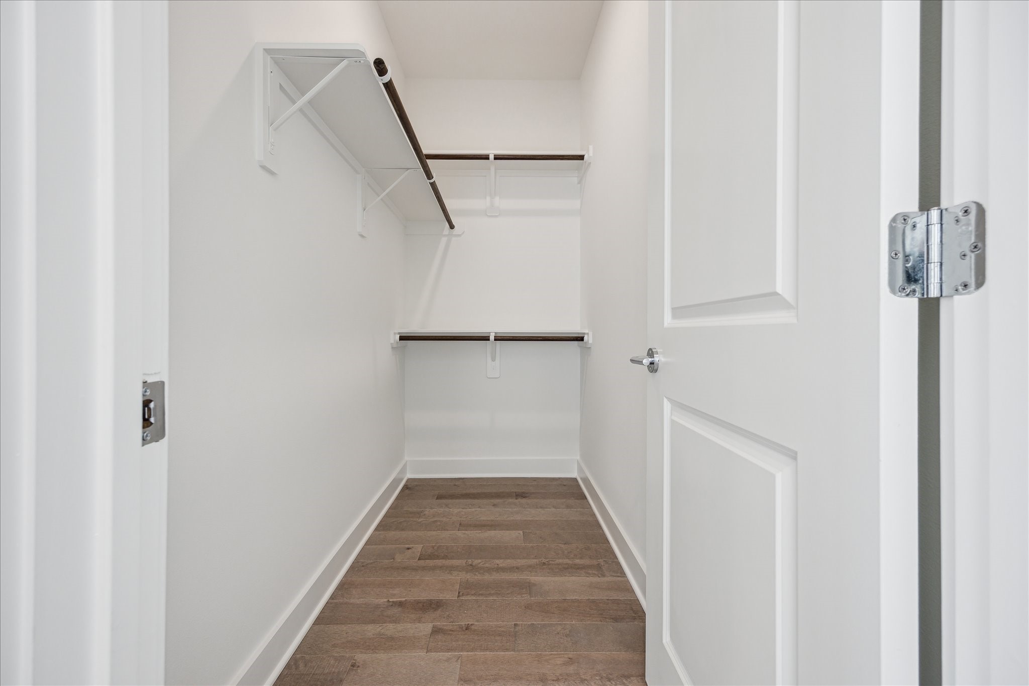 1607 Roy Street Houston, TX 77007 - Photo 41 of 50 Huge Closet for the Secondary Bedroom.
