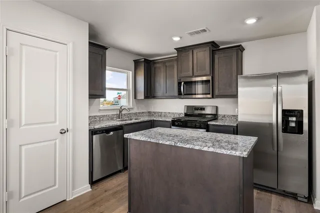 $2,435 | 1000 Tempe Lane, Fort Worth, TX 76108