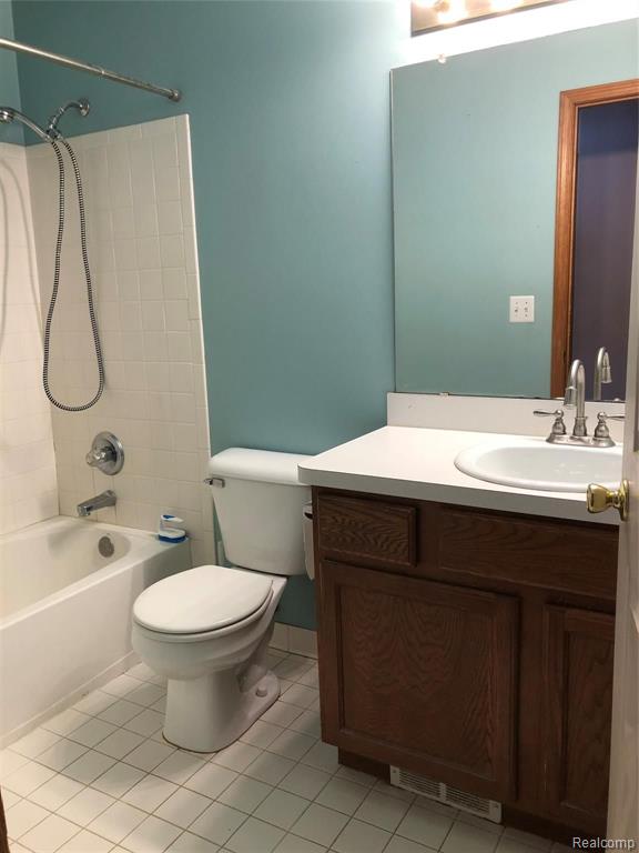 461 Newcastle Lane, Unit 41 Romeo, MI 48065 - Photo 19 of 35 Gallery Image 19