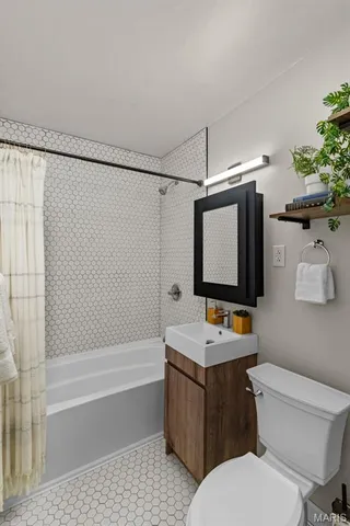 $114,900 | 434 Harrison Avenue, Ferguson, MO 63135