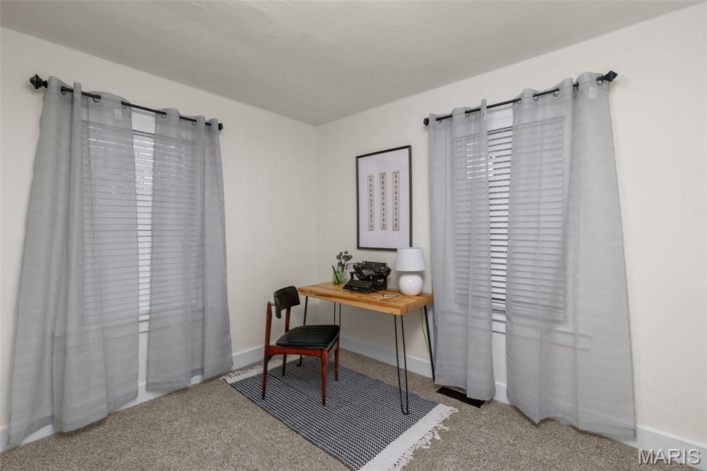 434 Harrison Avenue Ferguson, MO 63135 - Photo 10 of 35