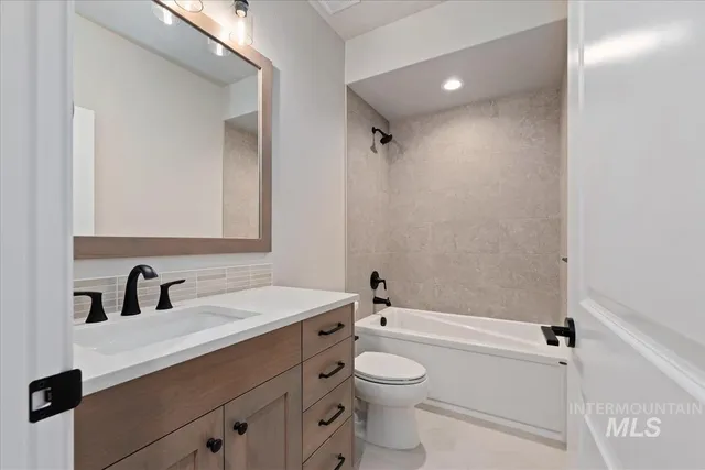 $574,880 | 6625 North Good Drive, Eagle, ID 83714