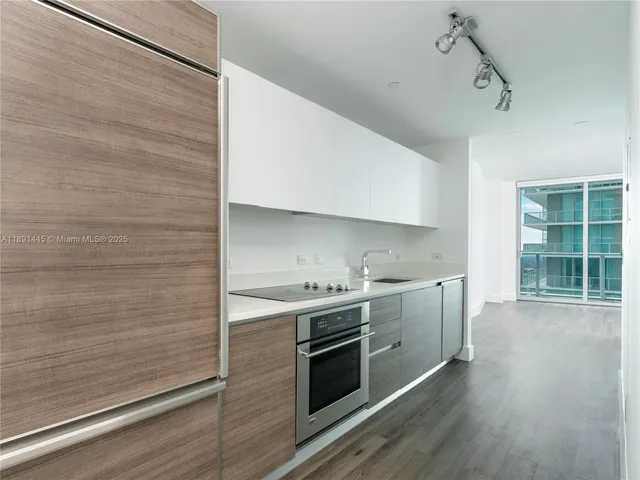 $2,650 | 1100 South Miami Avenue, Unit 3505, Miami, FL 33130