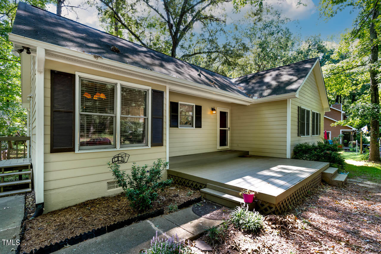 5525 Middleton Road Durham, NC 27713 - Photo 7 of 38 a view of a backyard with a patio