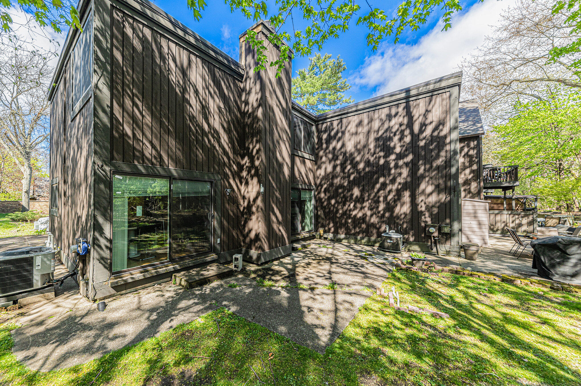 117 Inverness Court Kalamazoo, MI 49006 - Photo 5 of 26 016_converted_2