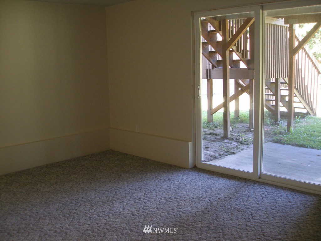 10985 Gardner Road Burlington, WA 98233 - Photo 8 of 9 Gallery Image 8
