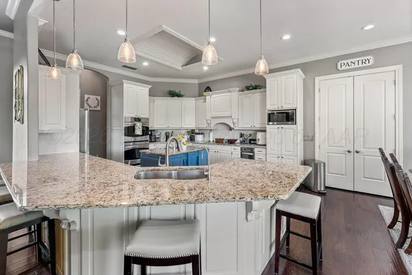 $1,350,000 | 102 Port O Call Drive, Amarillo, TX 79118