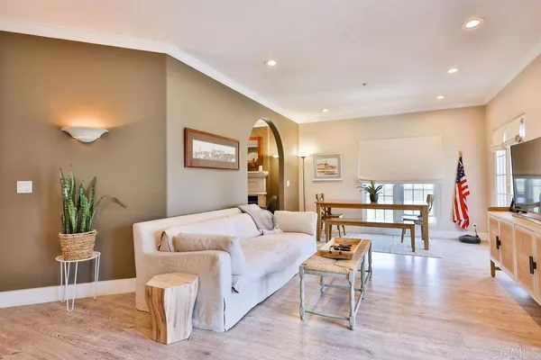 $6,000 | 229 Orange, Unit 3, Coronado, CA 92118