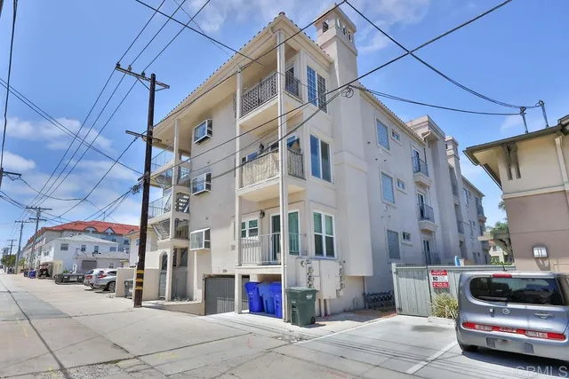 $6,000 | 229 Orange, Unit 3, Coronado, CA 92118