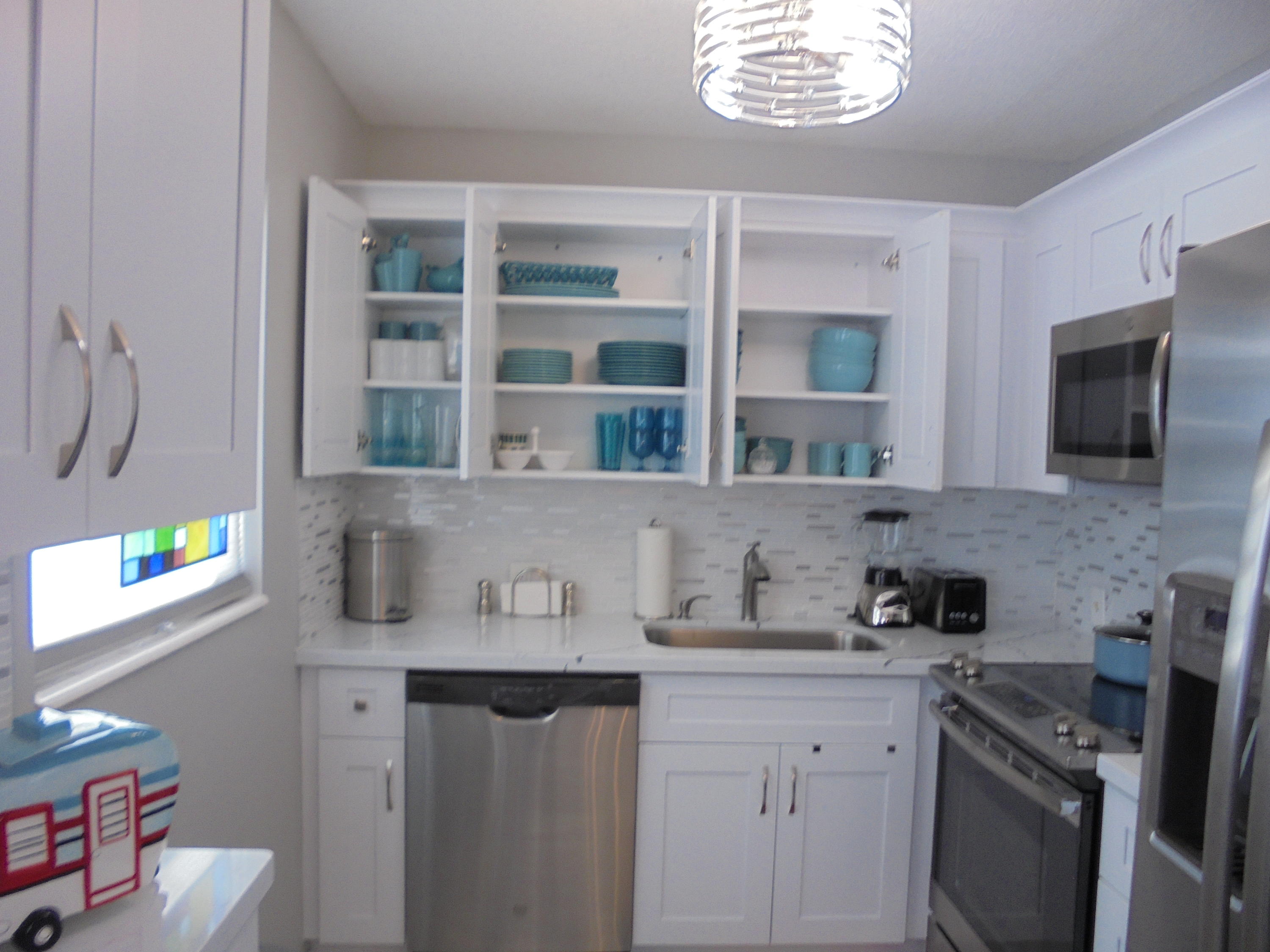 585 Mansfield M Boca Raton, FL 33434 - Photo 2 of 29 Kitchen