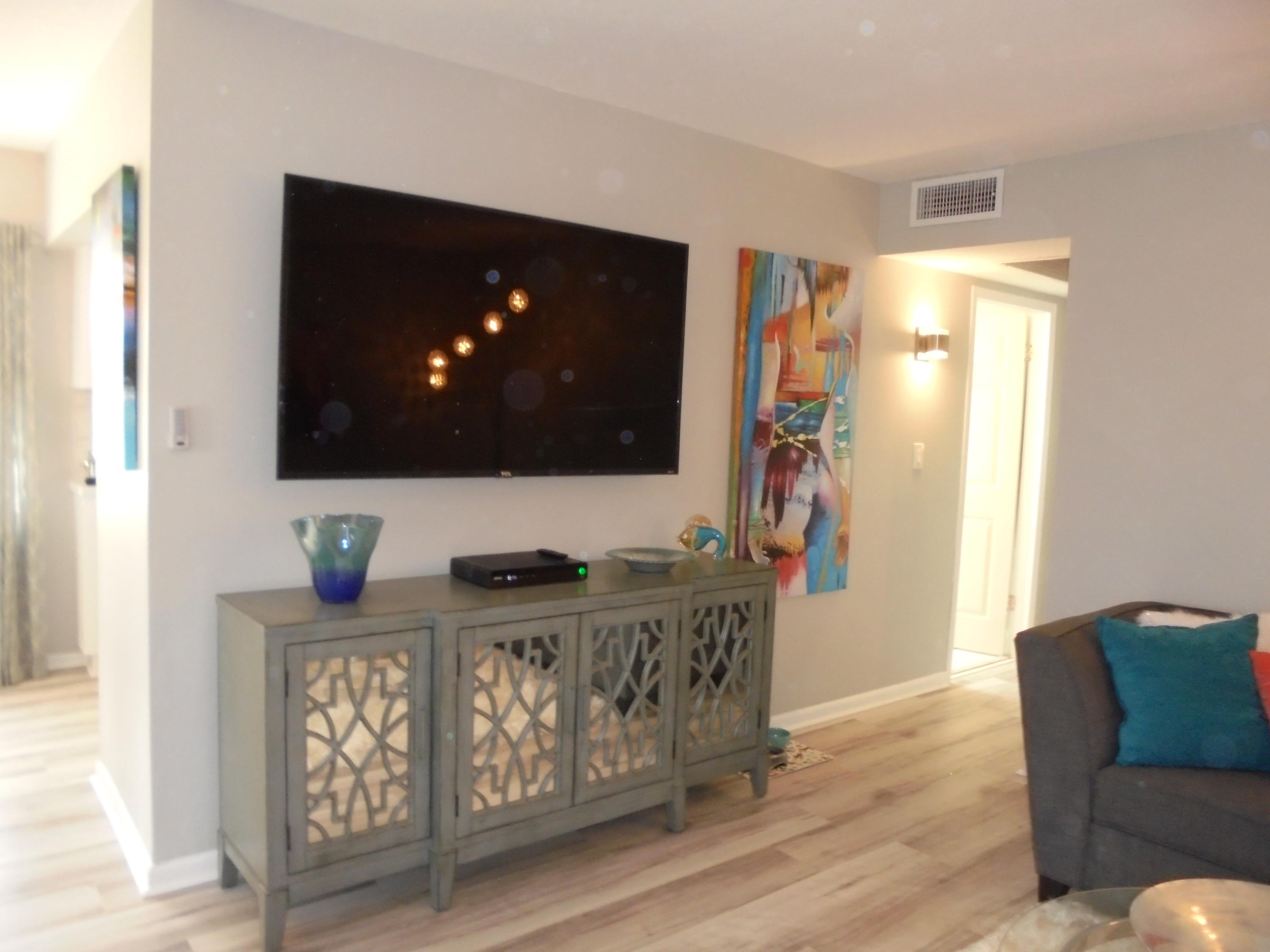 585 Mansfield M Boca Raton, FL 33434 - Photo 5 of 29 585 Mansfield N - MG 006