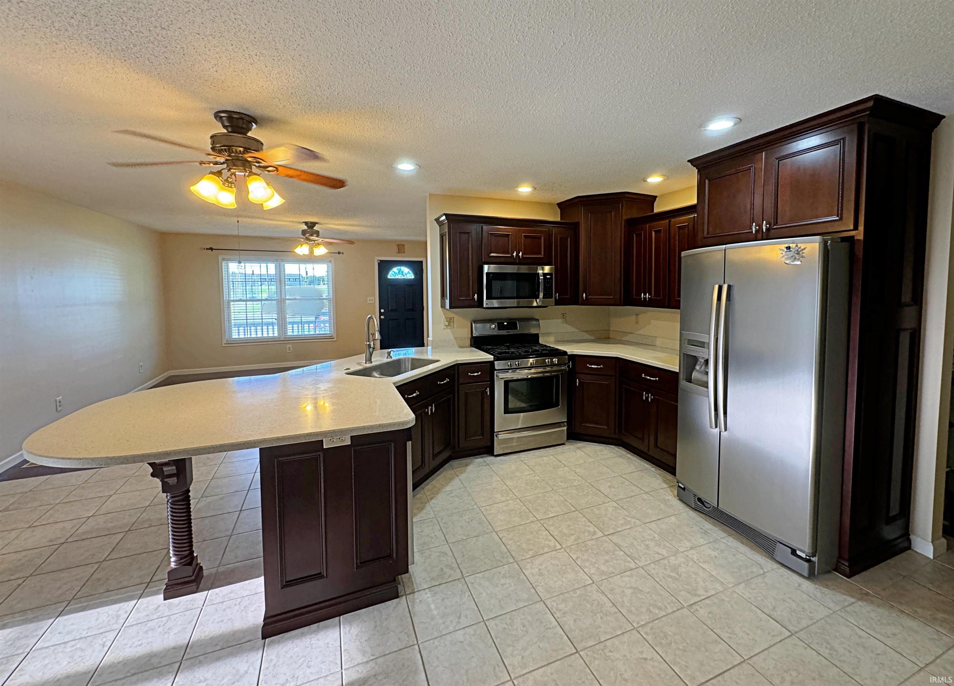 803 Longfellow Drive Washington, IN 47501 - Photo 4 of 30