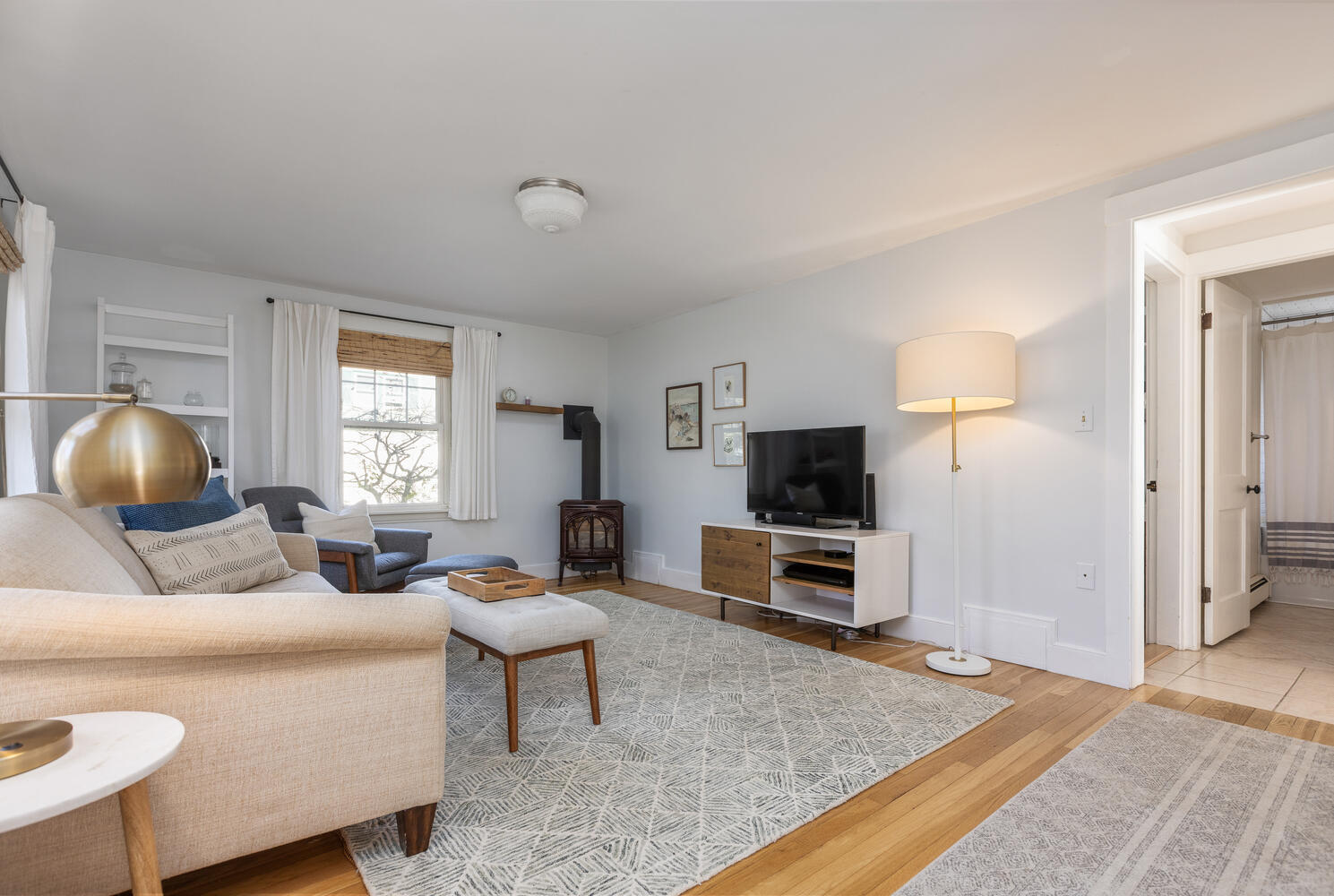87 Devon Street Portland, ME 04102 - Photo 14 of 41 87 Devon St Portland ME 04102-large-016-