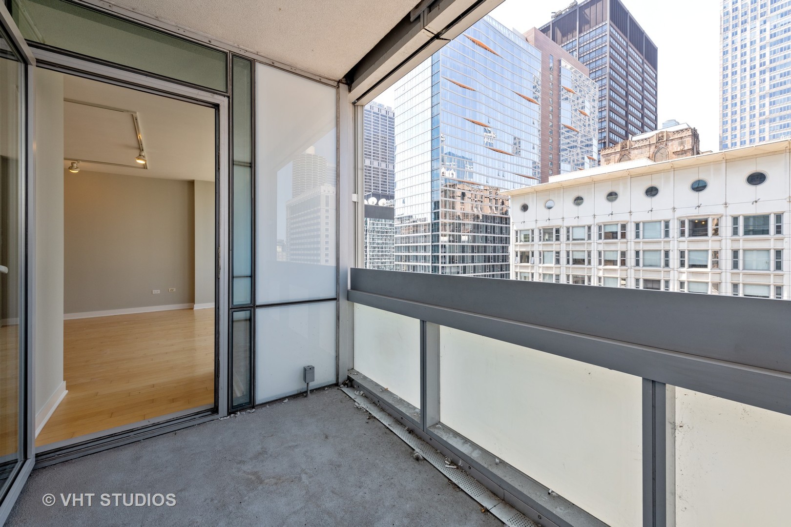 8 East Randolph Street, Unit 1206 Chicago, IL 60601 - Photo 10 of 10
