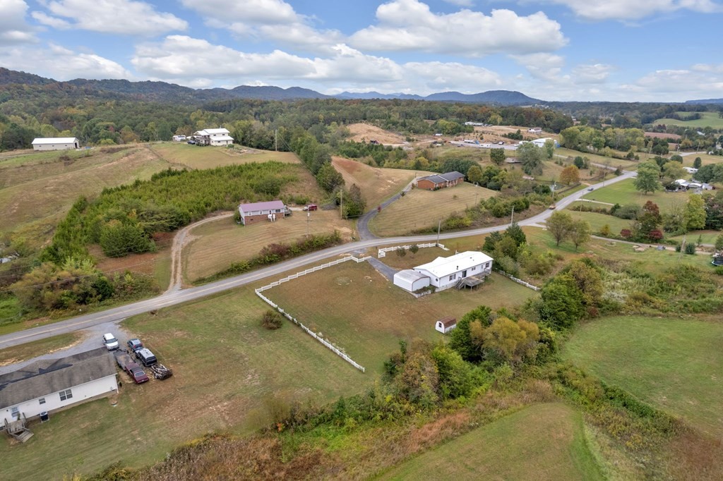 330 Oasis Road Bulls Gap, TN 37711 - Photo 23 of 30 Gallery Image 23