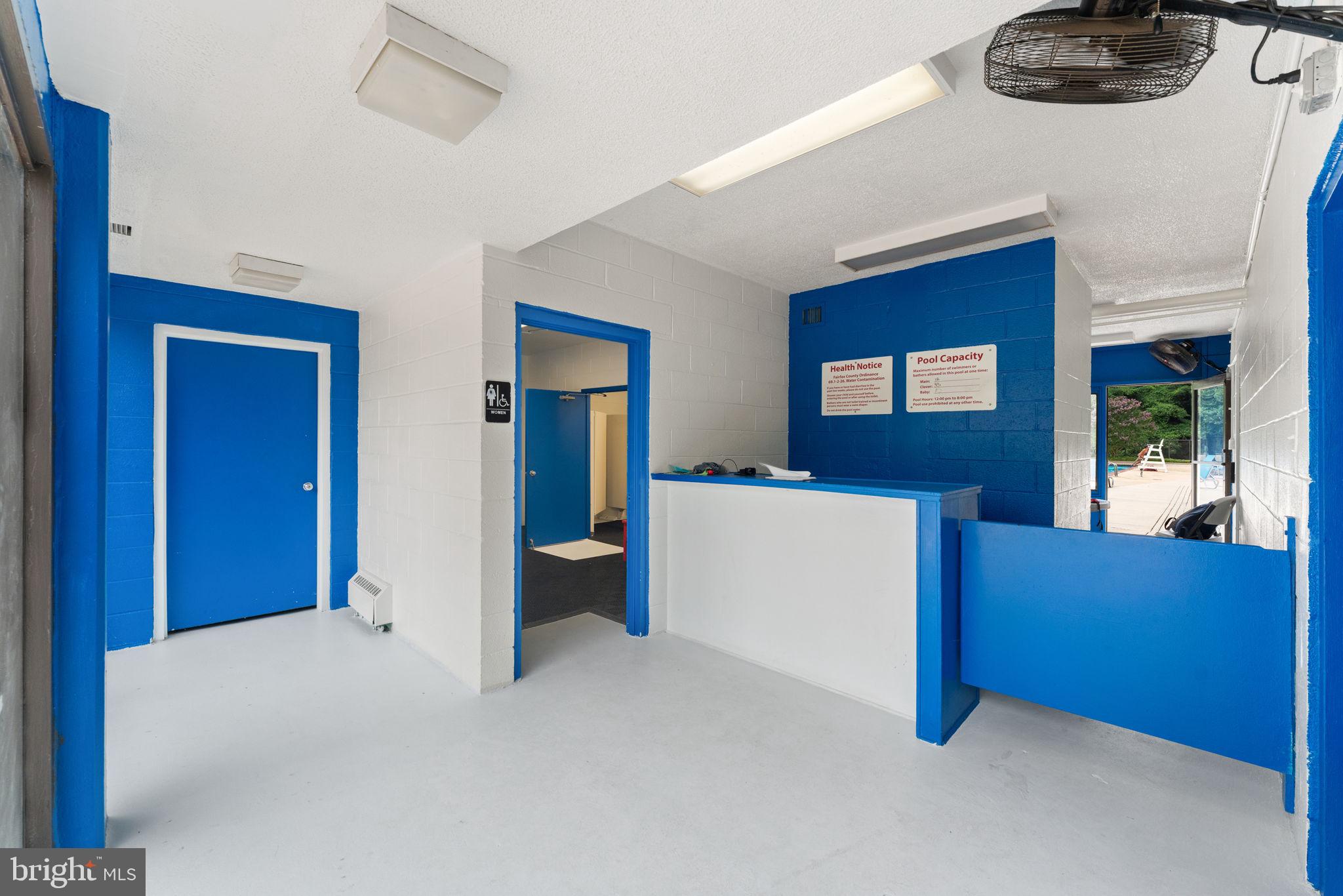 1800 Old Meadow Road, Unit 1218 McLean, VA 22102 - Photo 48 of 55 a living room with furniture and a window