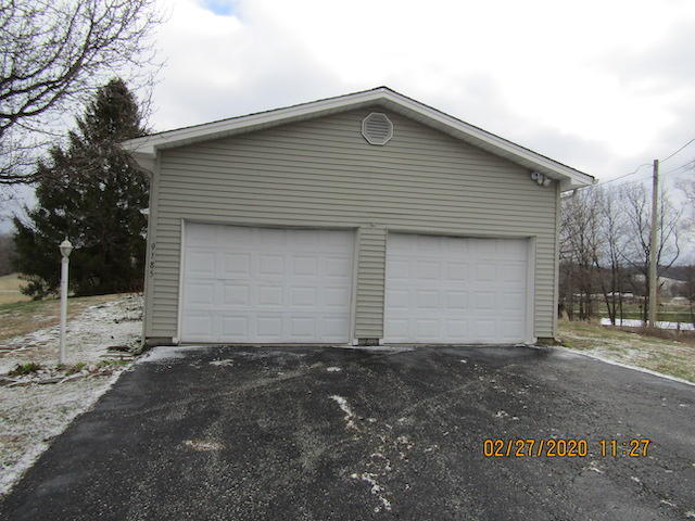 9185 East Laurel Road London, KY 40741 - Photo 2 of 24 IMG_1080