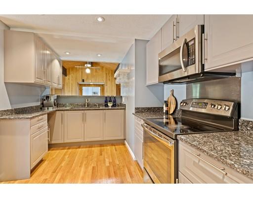 7 Burt Road Wilmington, MA 01887 - Photo 7 of 41 Gallery Image 7