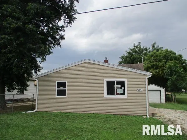 $83,000 | 3128 West Humboldt Street, Peoria, IL 61605