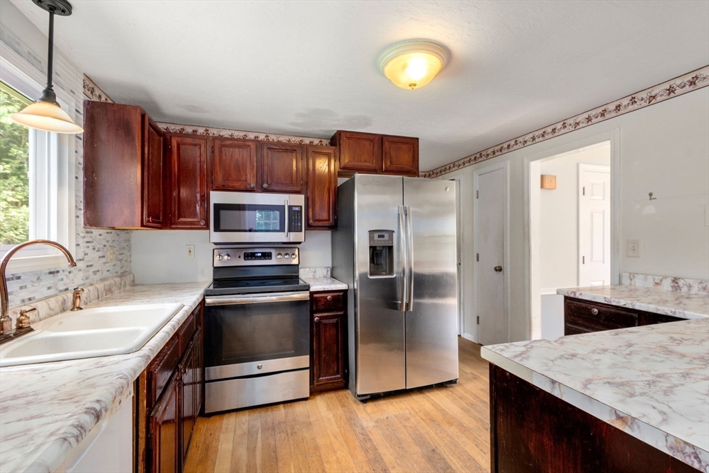 9 Webster Street, Unit 9 Douglas, MA 01516 - Photo 15 of 35