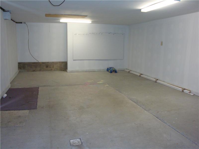135 Sarver Road Sarver, PA 16055 - Photo 20 of 21 Parking Lot/Garage. Oversized garage!