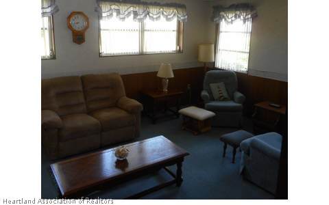 202 Spring Garden Road Sebring, FL 33870 - Photo 3 of 5 Gallery Image 3