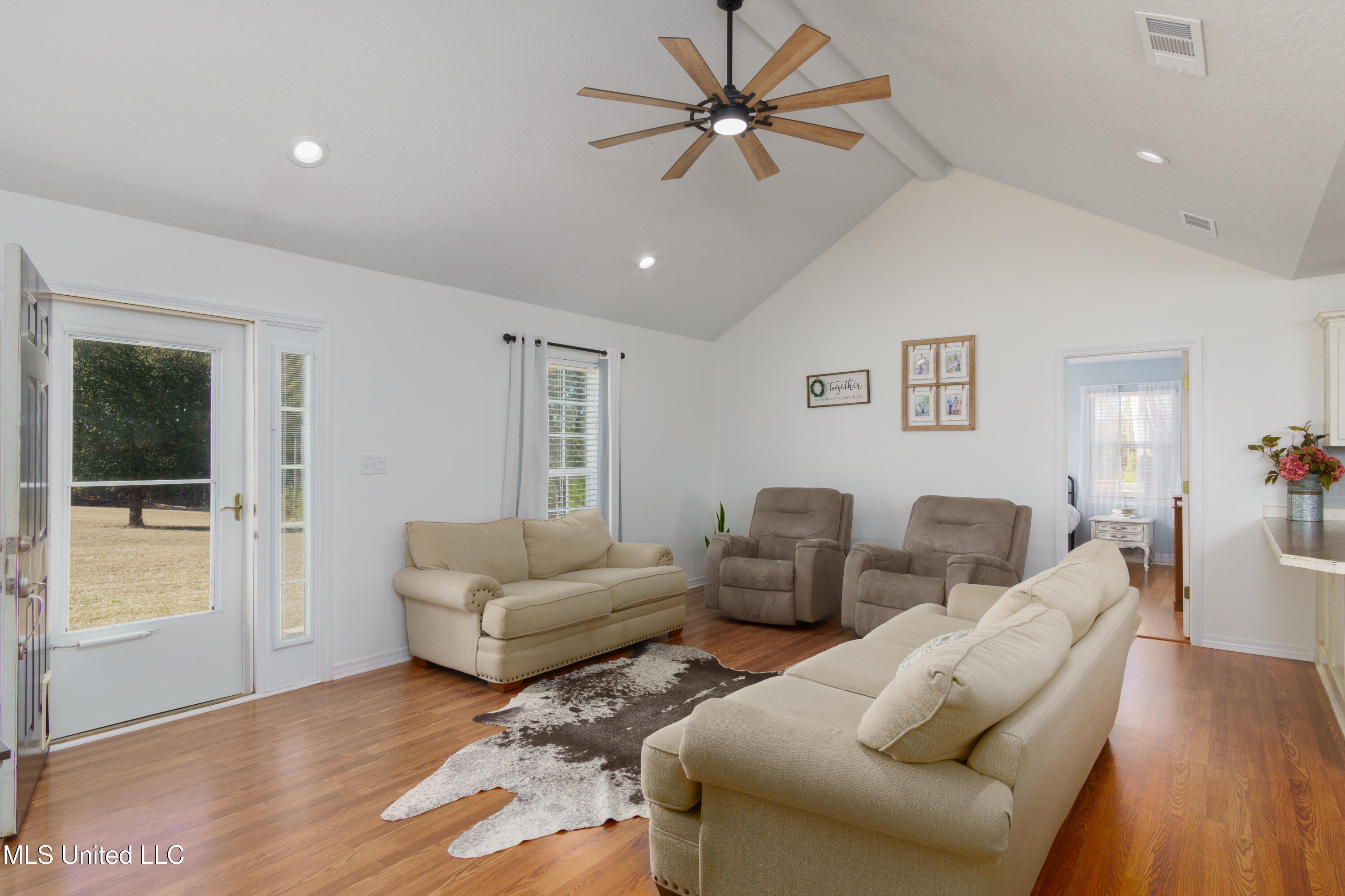 269 Geiger Road Lucedale, MS 39452 - Photo 4 of 23 269 Geiger Road-1