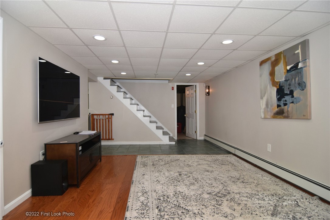 263 Old County Road Smithfield, RI 02917 - Photo 26 of 41
