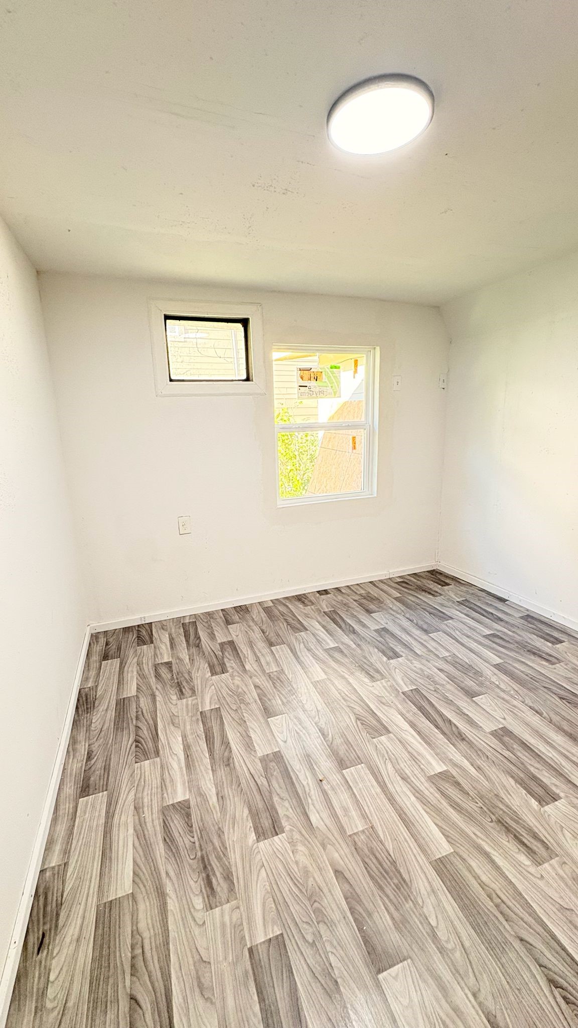 335 Delaware Street Houston, TX 77029 - Photo 19 of 26