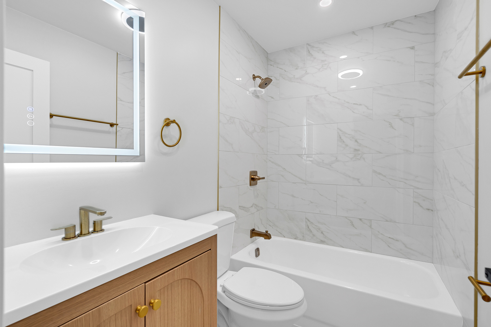 10347 Dearlove Road, Unit 302 Glenview, IL 60025 - Photo 14 of 26