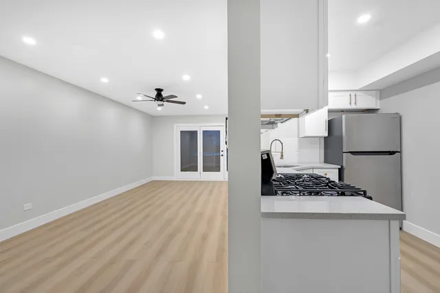 $2,300 | 10347 Dearlove Road, Unit 302, Glenview, IL 60025