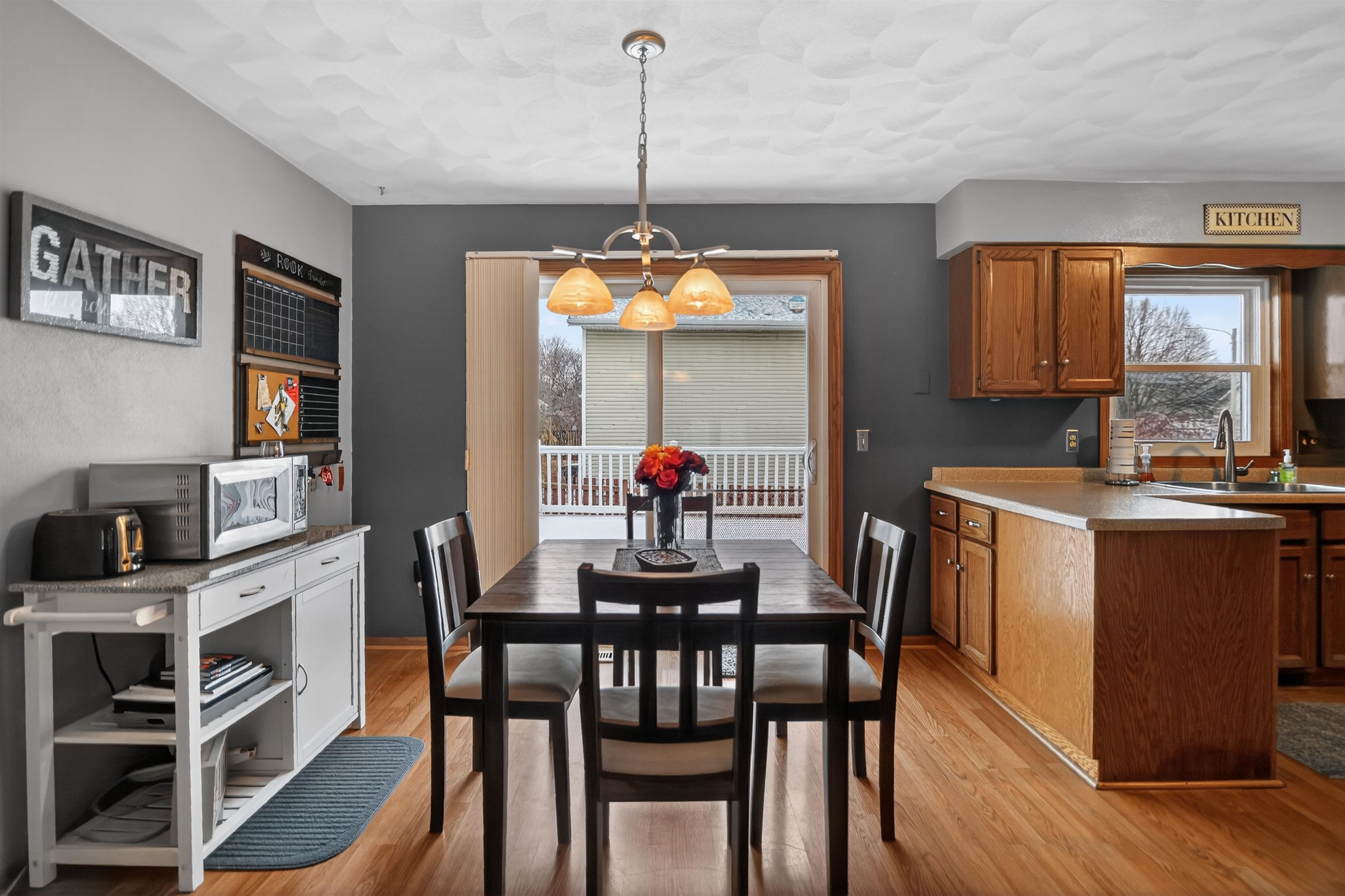 1604 Rustic Drive Sun Prairie, WI 53590 - Photo 9 of 33