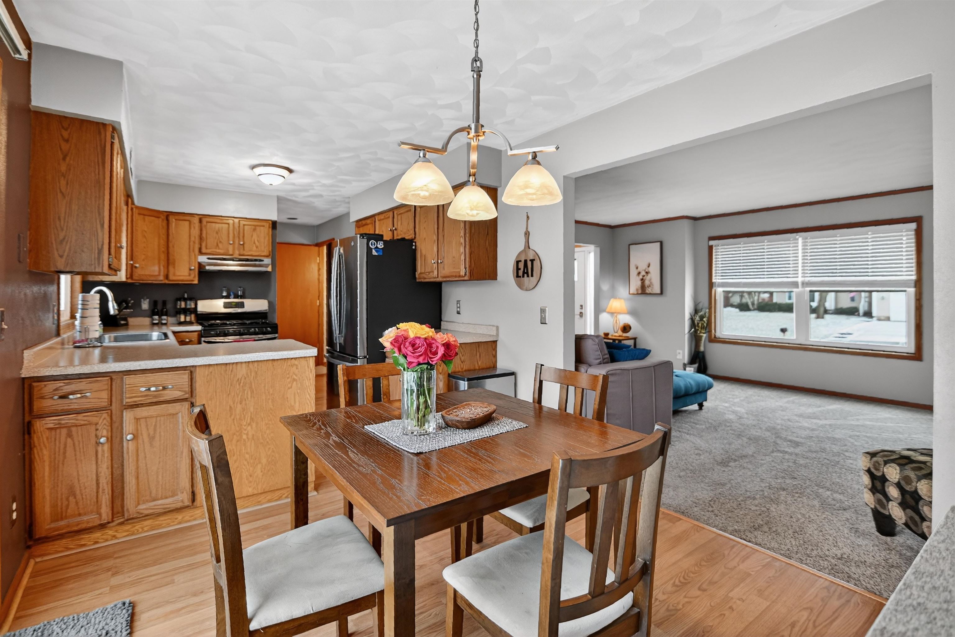 1604 Rustic Drive Sun Prairie, WI 53590 - Photo 10 of 33