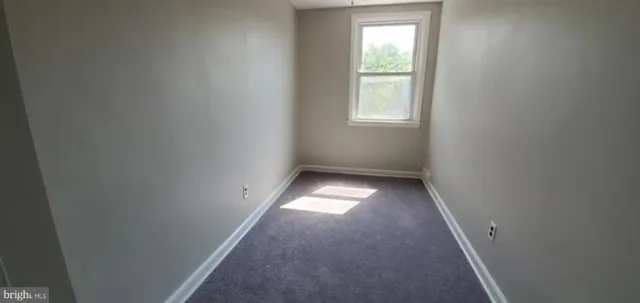 $2,150 | 717 Surrey Lane, Glenolden, PA 19036