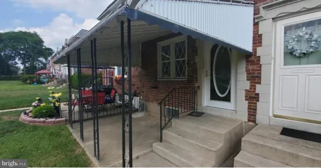 $2,150 | 717 Surrey Lane, Glenolden, PA 19036