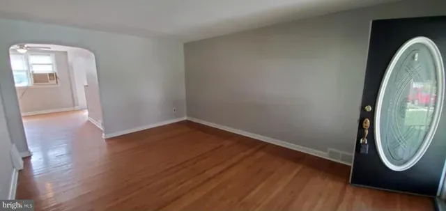 $2,150 | 717 Surrey Lane, Glenolden, PA 19036