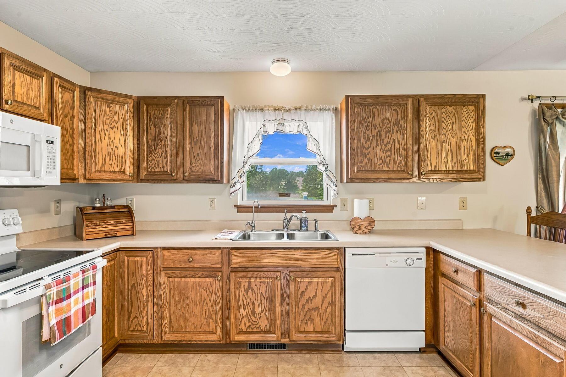 210 Brindle Road Ostrander, OH 43061 - Photo 24 of 45 24-web-or-mls-210 Brindle Rd-124