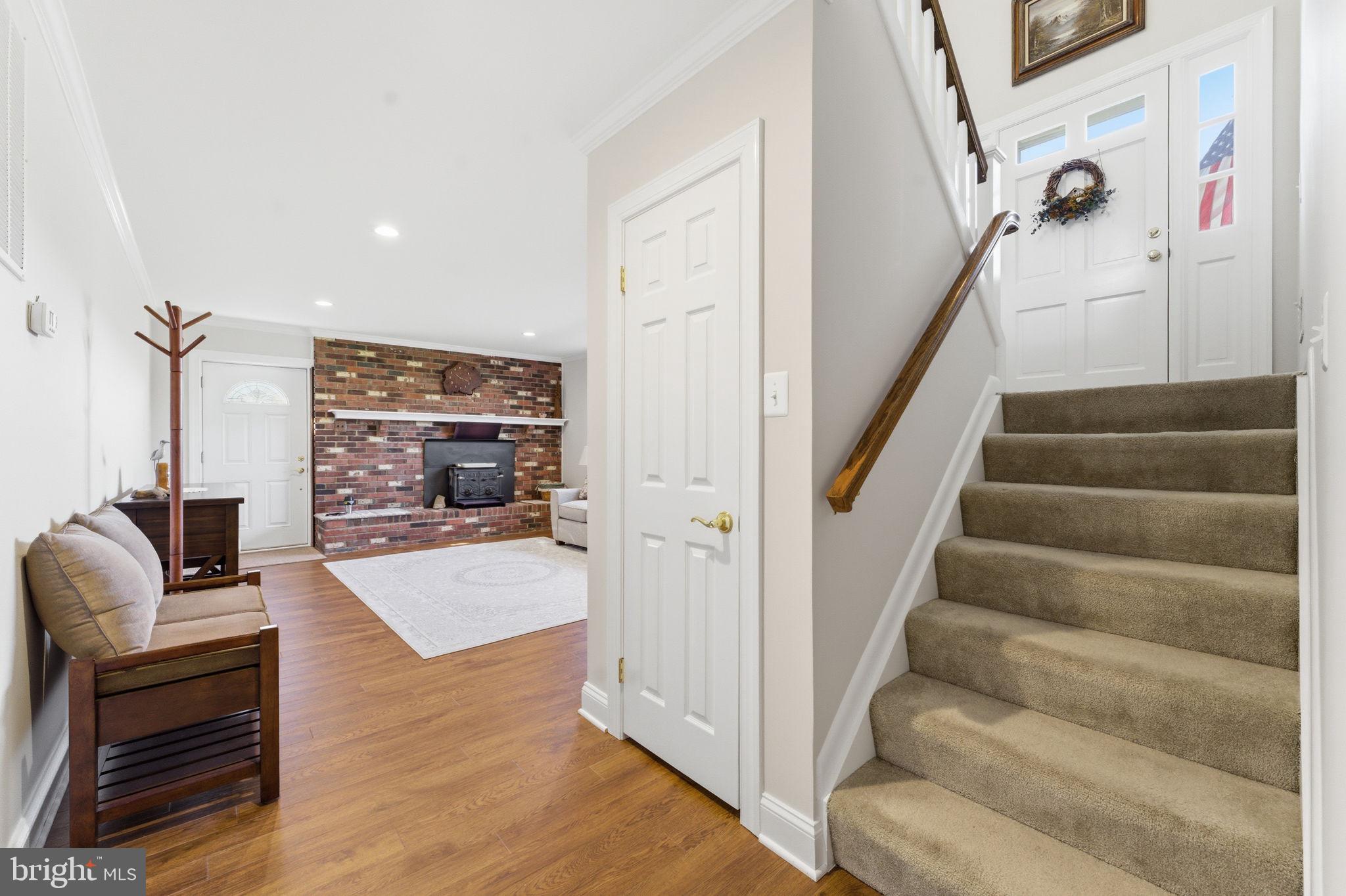 6163 Georgetown Road Broad Run, VA 20137 - Photo 37 of 94 a living room with furniture and wooden floor