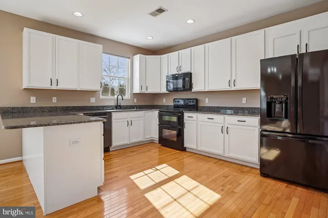 $3,275 | 1287 Cove Drive, Churchton, MD 20733