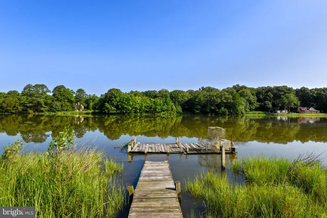 $3,275 | 1287 Cove Drive, Churchton, MD 20733