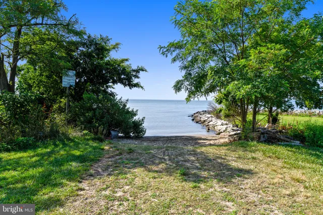 $3,275 | 1287 Cove Drive, Churchton, MD 20733