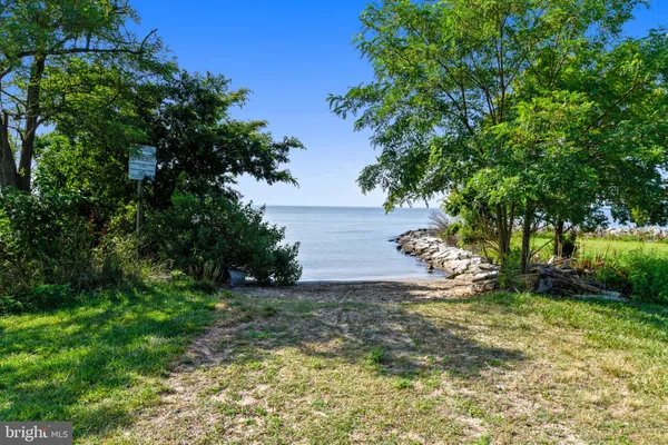 $3,275 | 1287 Cove Drive, Churchton, MD 20733