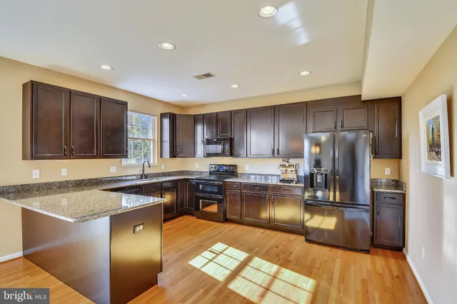 $3,275 | 1287 Cove Drive, Churchton, MD 20733